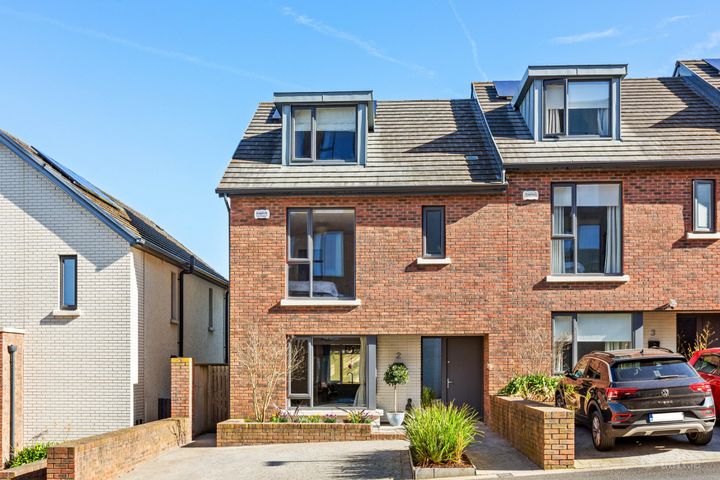 2 Knockrabo Court, Goatstown Road, Goatstown, Dublin 14, D14X2E1