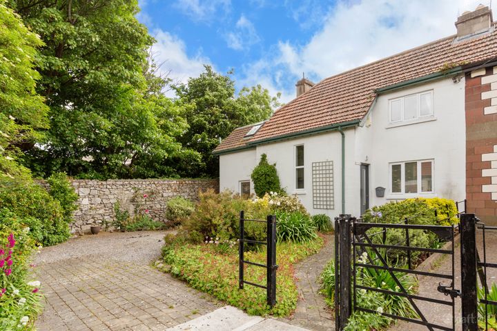7 Rosary Gardens East, Dun Laoghaire, Dublin, Dublin