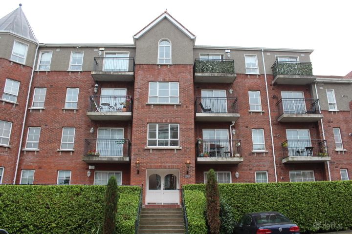 The Oak, Rathfarnham, Dublin 14