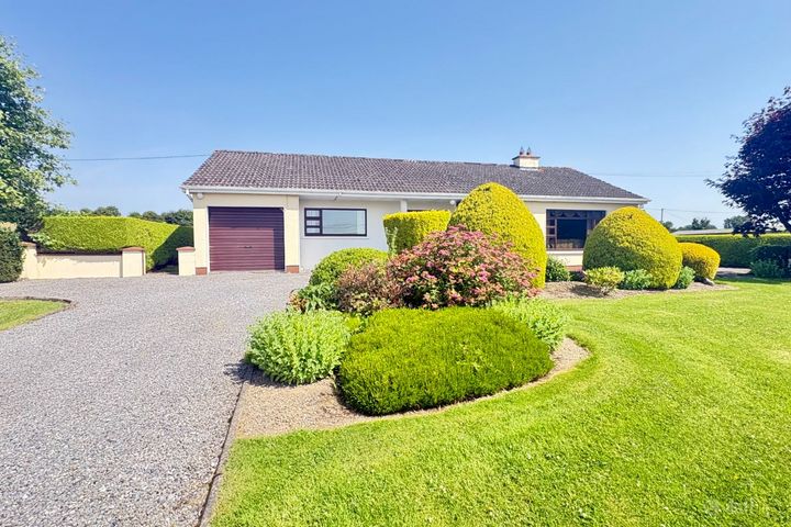 Sarsfieldstown, Killucan, Co. Westmeath