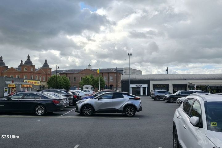 Unit 12/13, Williamson'S Mall, Francis Street, Dundalk, Co. Louth