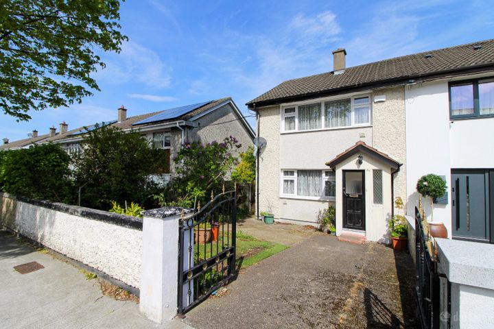 94 Avonbeg Gardens, Tallaght, Dublin 24, D24K0EE