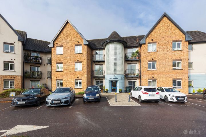 Apartment 18, The Abbey, The Oaks, Classes Lake, Ballincollig, Co. Cork