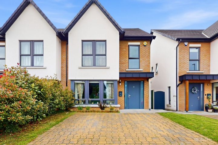 41 Hollywoodrath Drive, Hollystown, Dublin 15, D15H6WH