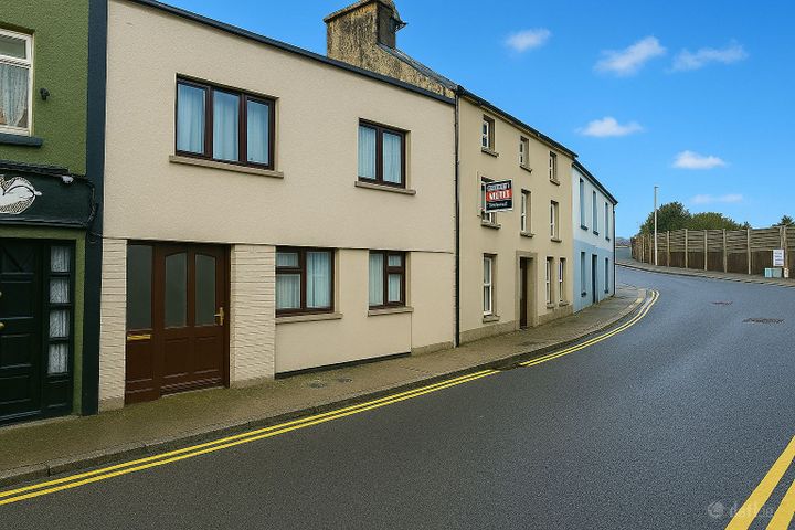 Convent Avenue, Drumshanbo, Co. Leitrim, N41WP30