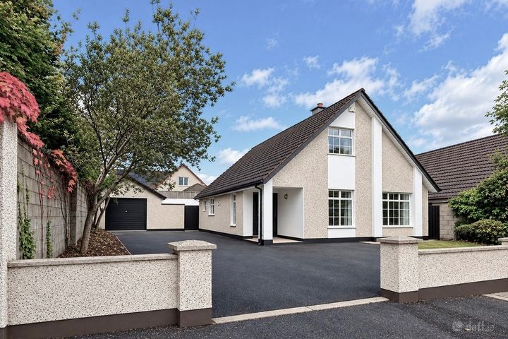 8 Cashel Avenue, Cashel Downs, Kilkenny, Co. Kilkenny, R95RR8W
