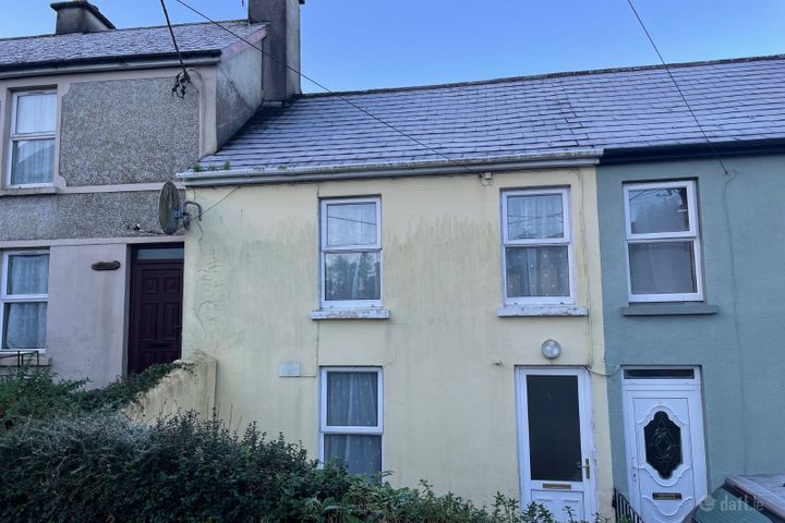 8 Chapel Street, Bantry, Bantry, Co. Cork, P75YH48
