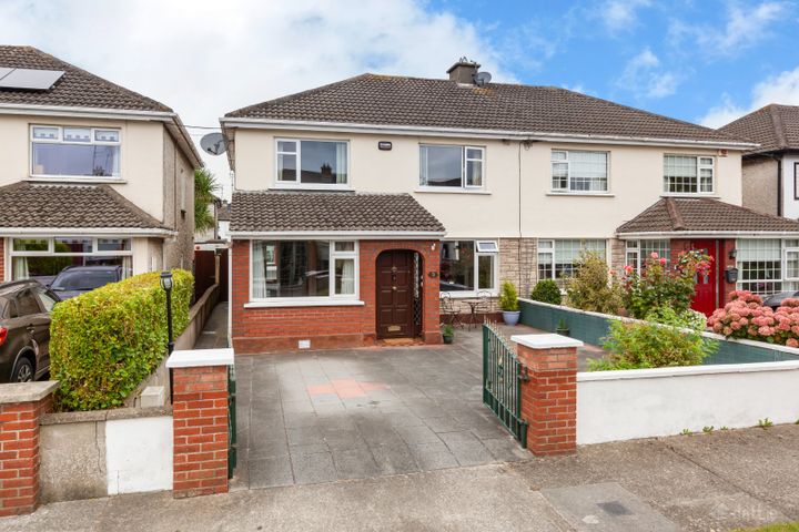 5 Pine Grove Park, Swords, Co Dublin, K67E9C8