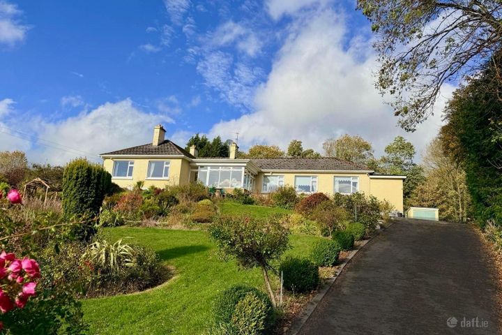 Hill Top View, Navigation Road, Mallow , Mallow, Co. Cork, P51V838