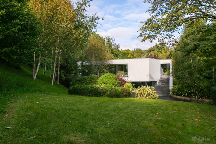 Maytree, Cookstown Rd, Enniskerry, Wicklow