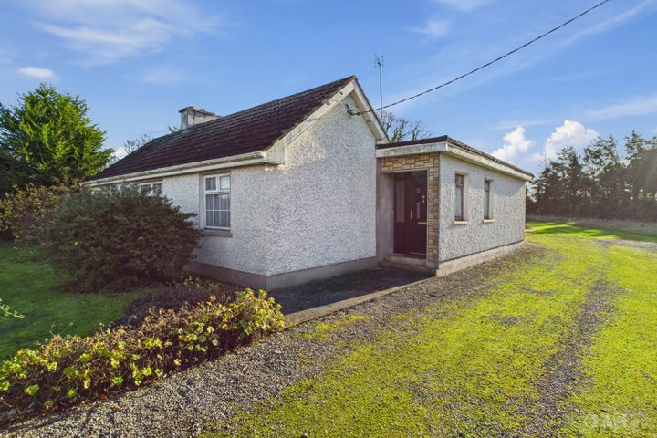 Clonmore, Tullamore, Co. Offaly, R35XE72