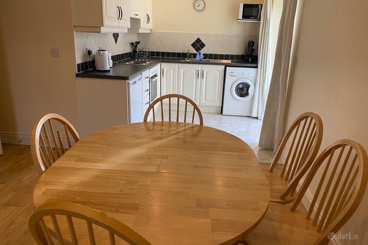 No. 5, The AKOL Centre, Main Street, Enniscrone, Co. Sligo