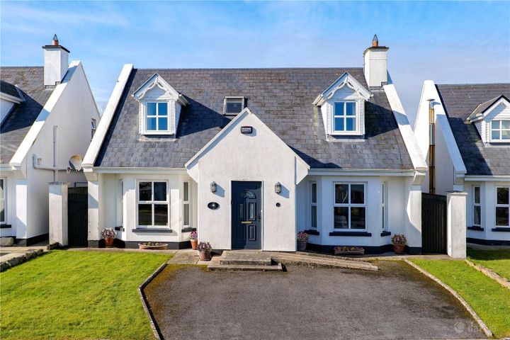 32 Ard Na Gaoithe, Clybaun Rd, Knocknacarra, Galway