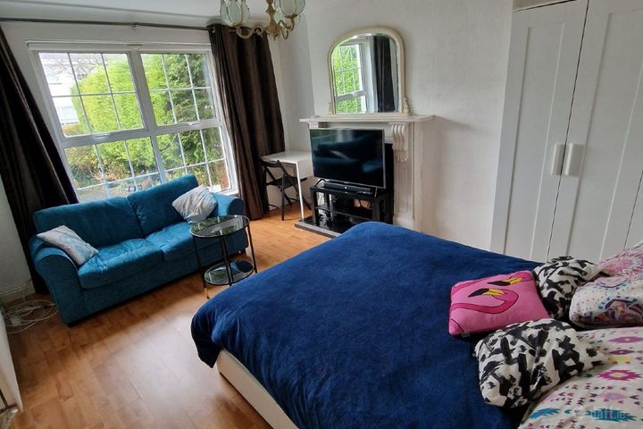 Whitethorn, Dublin 5, Beaumont, Dublin 9