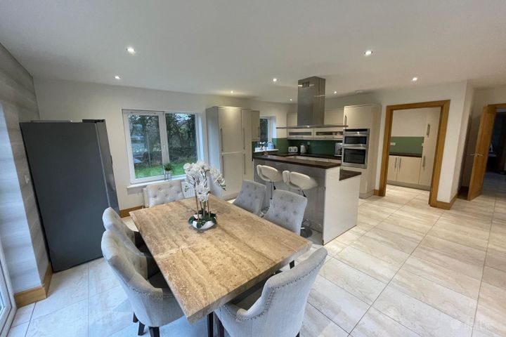 4 Meadowfields, Rylane, Co. Cork, P32KT95