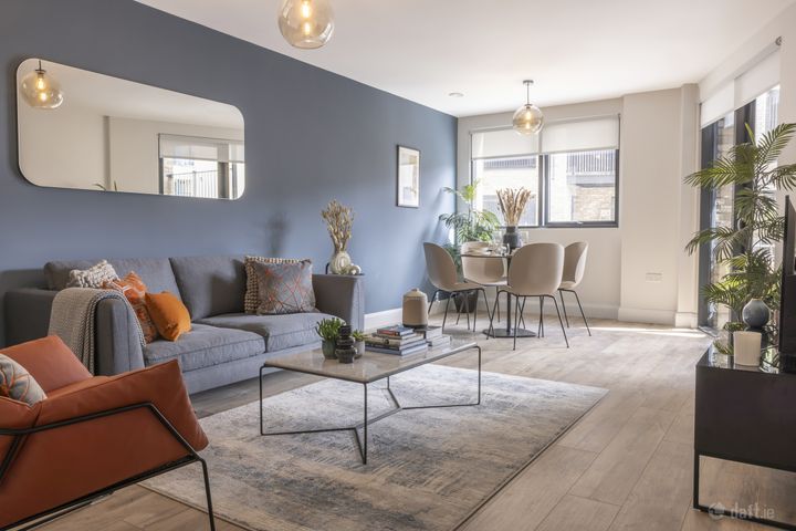 U HX, Harolds Cross Road, Dublin 6W