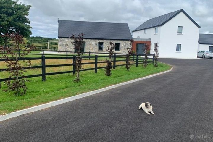 Cloonbanaun, Shrule, Mounthenry, Co. Mayo, H91V66D