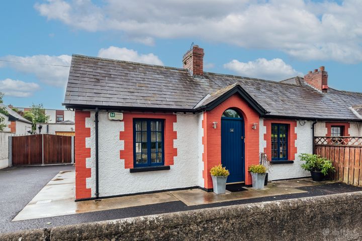 4 St Patricks Cottages, Grange Rd, Rathfarnham Dublin 14, Dublin 14, Dublin