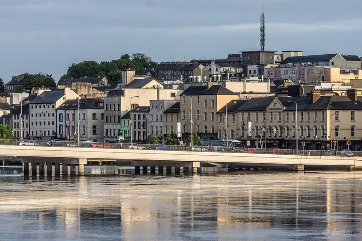 Apartment 10, Marine Court, Ferrybank, X91VP66