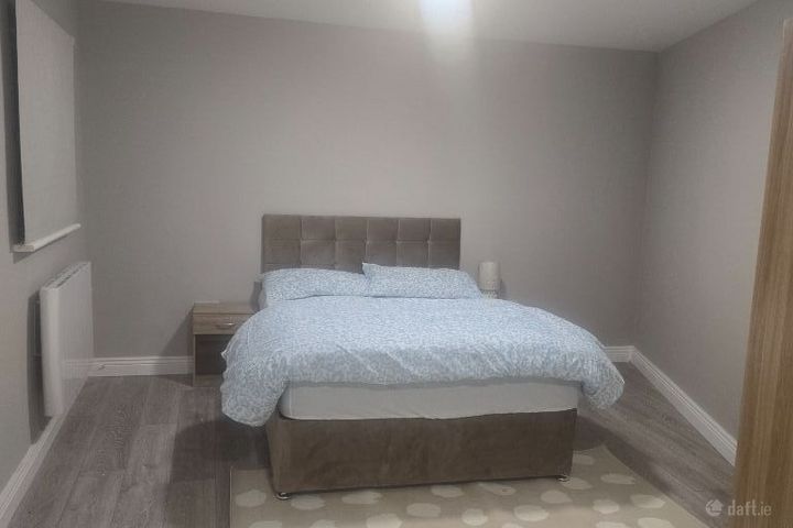 Hollywood Road, Hollystown, Dublin 15