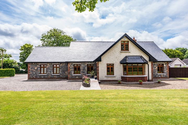 Ti Aondara, Moortown, Rathcoffey, Co Kildare, W91YW10