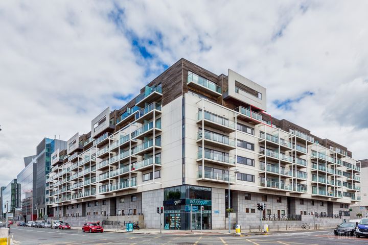 17 Block 14 Gallery Quay, Grand Canal Dock, Dublin 2, D02KV70