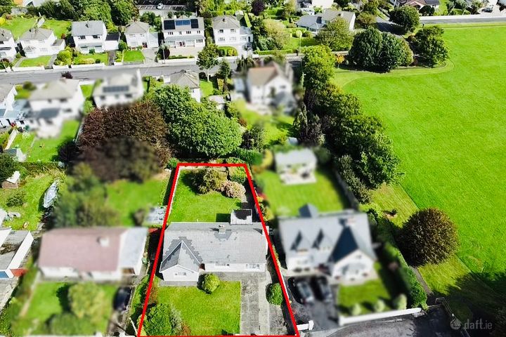 27 Lisbeg, Oakpark, Tralee, Co. Kerry, V92YKV5