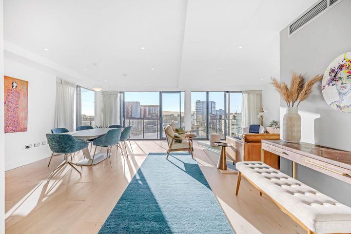 27 Hanover Dock , Grand Canal Dock, Dublin 2, D02FN50