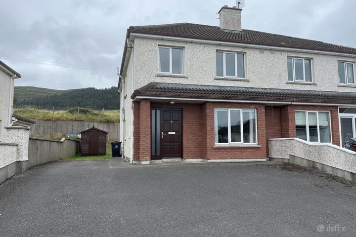 18 The Plains, Strandhill, Sligo, Co. Sligo