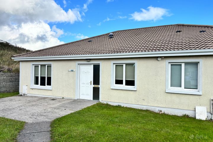 Sunbird Studio, Oranmore Care Complex, Bushfield, Oranmore, Co. Galway