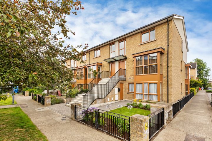 17 Merton Walk, Mount St Annes, Milltown Dublin 6, Dublin 6, Dublin