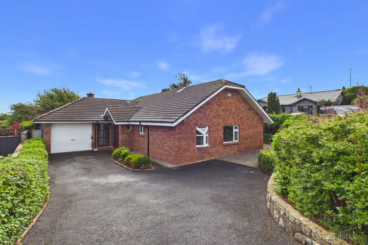 8 Ashdown Circular Road, Bushy Park, Co. Galway, H91PY8E