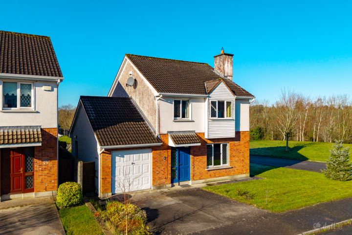 18 Ashgrove Lawn, Clonmel, Co. Tipperary, E91P684