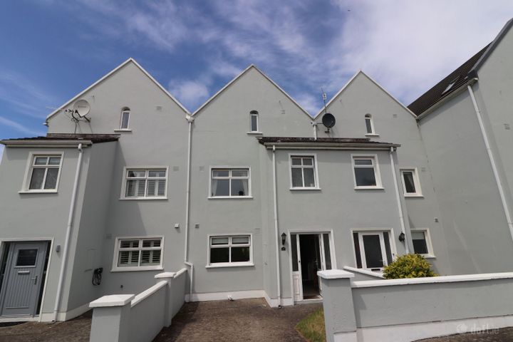 2 Strand Holiday Homes, Kilkee, Kilkee, Co. Clare, V15EK58