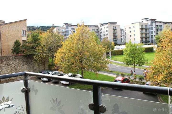 Belarmine Crescent, Belarmine, Dublin 18, Stepaside, Co. Dublin