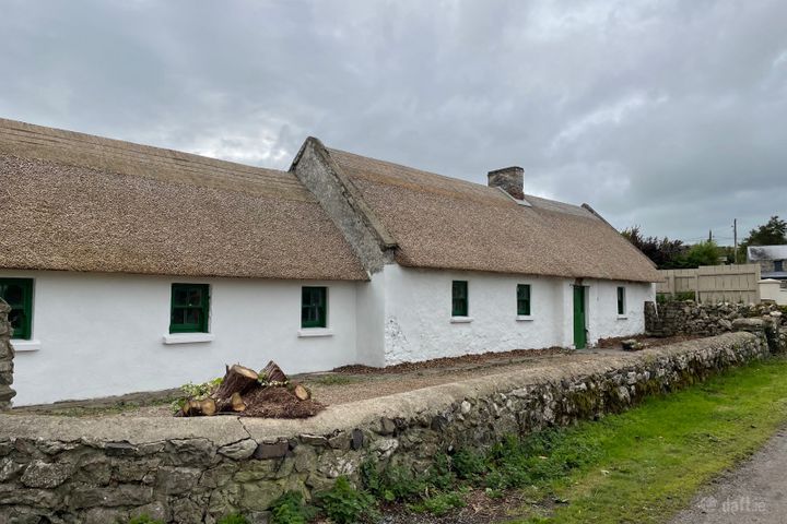 Mauras Cottage, Lough Gur, Bruff, Kilmallock, Herbertstown, Co. Limerick