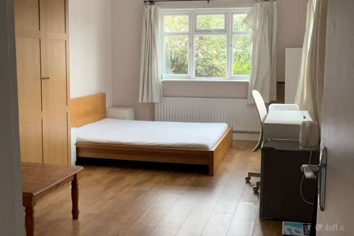 Howth Road, Dublin 5, Raheny, Dublin 5