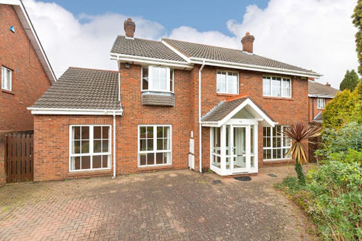 48 Cairn Hill, Westminster Rd, Foxrock Dublin 18, Dublin 18, Dublin