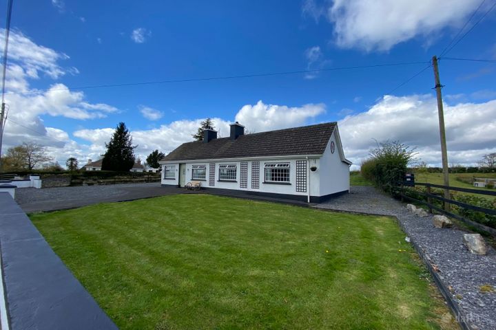 Mullingar Road, Castlepollard, Castlepollard, Co. Westmeath, N91KT38