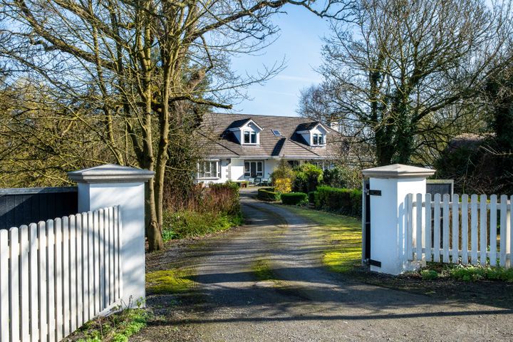 Barony House, The Meelaghans, Tullamore, Co. Offaly, R35H7T2