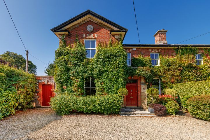 8 Carlisle Terrace, Church Rd, Malahide, Dublin