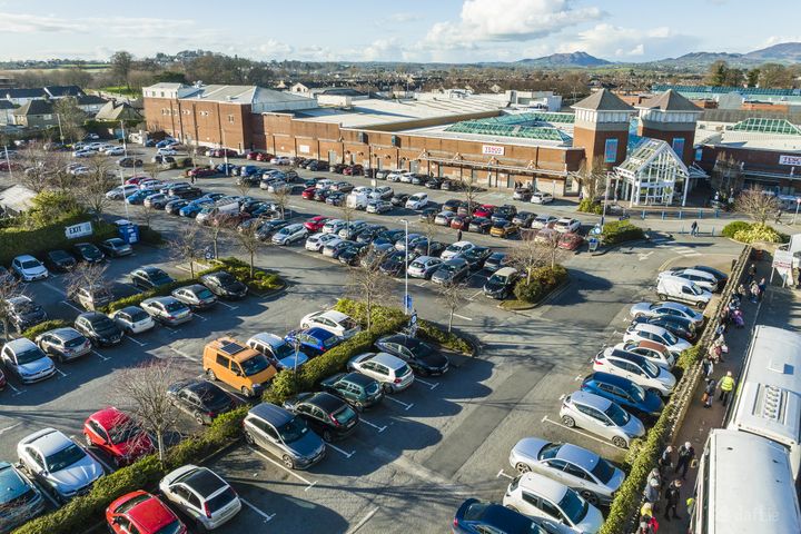 Unit 2, Long Walk Shopping Centre, Dundalk, Co. Louth