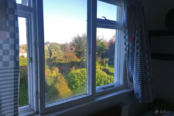 44 Arnold Park, Glenageary, Co. Dublin