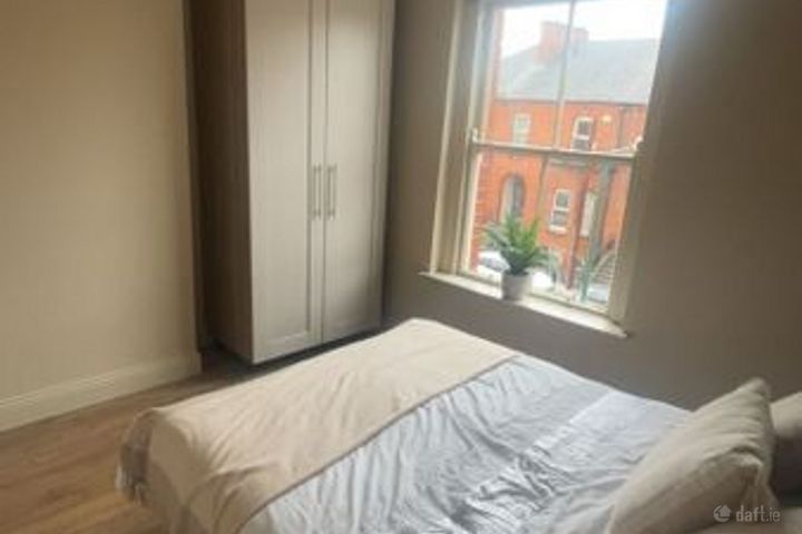 Grove Park, Rathmines, Dublin 6