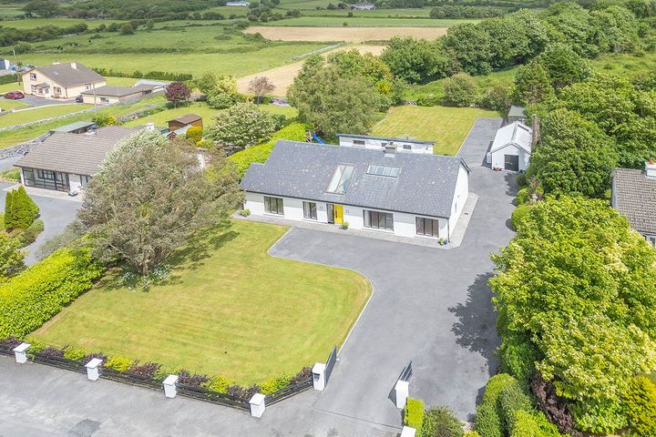 Rockland, Cloonacauneen, Claregalway, Co. Galway, H91AE02