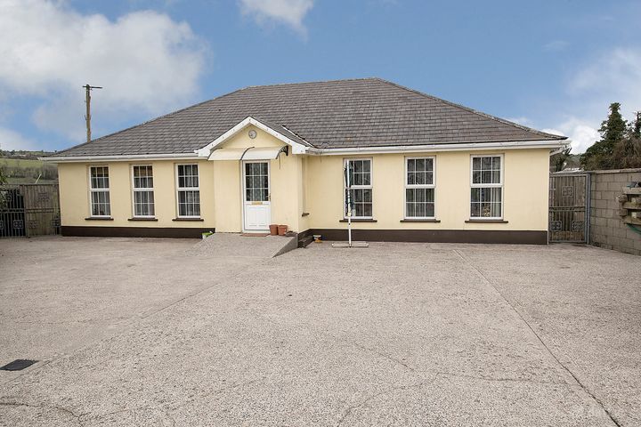 The Bungalow, Cois Bride, P51X034