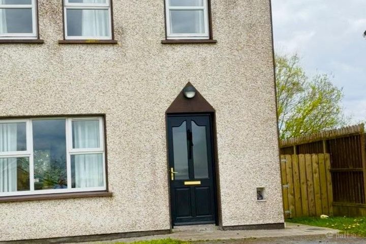 Manor Village, Westport Road, Castlebar, Co. Mayo