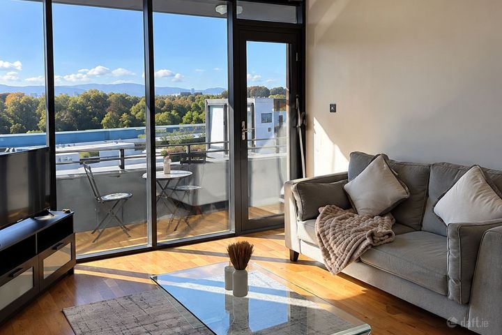 Longmeadow, Islandbridge, Dublin 8