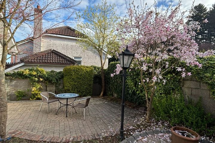 The Ovals, Rochestown Road, Rochestown, Co. Cork