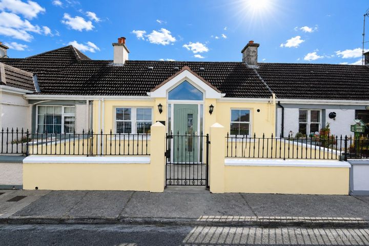 8 Campbells Park, Ardee, Ardee, Co. Louth, A92K500
